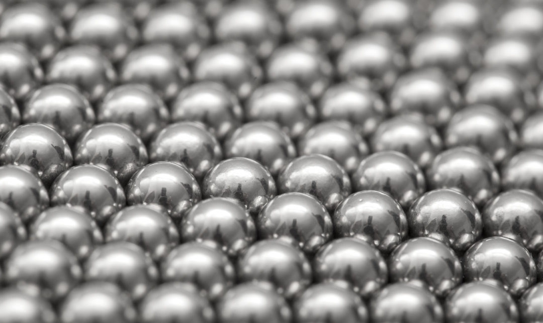 manufacturing metal spheres