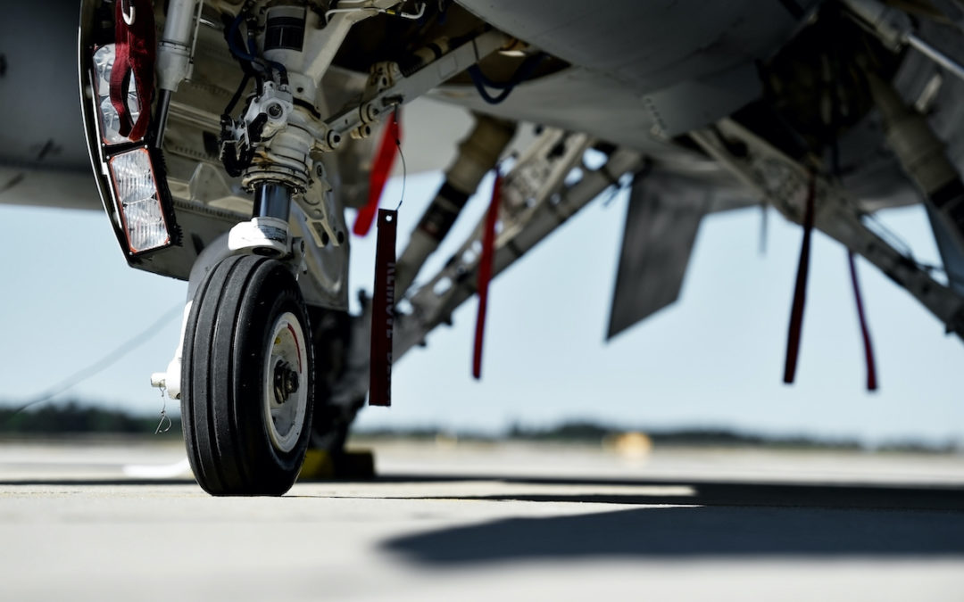 Grinding Chrome-Plated Pistons for Aircraft Landing Gear